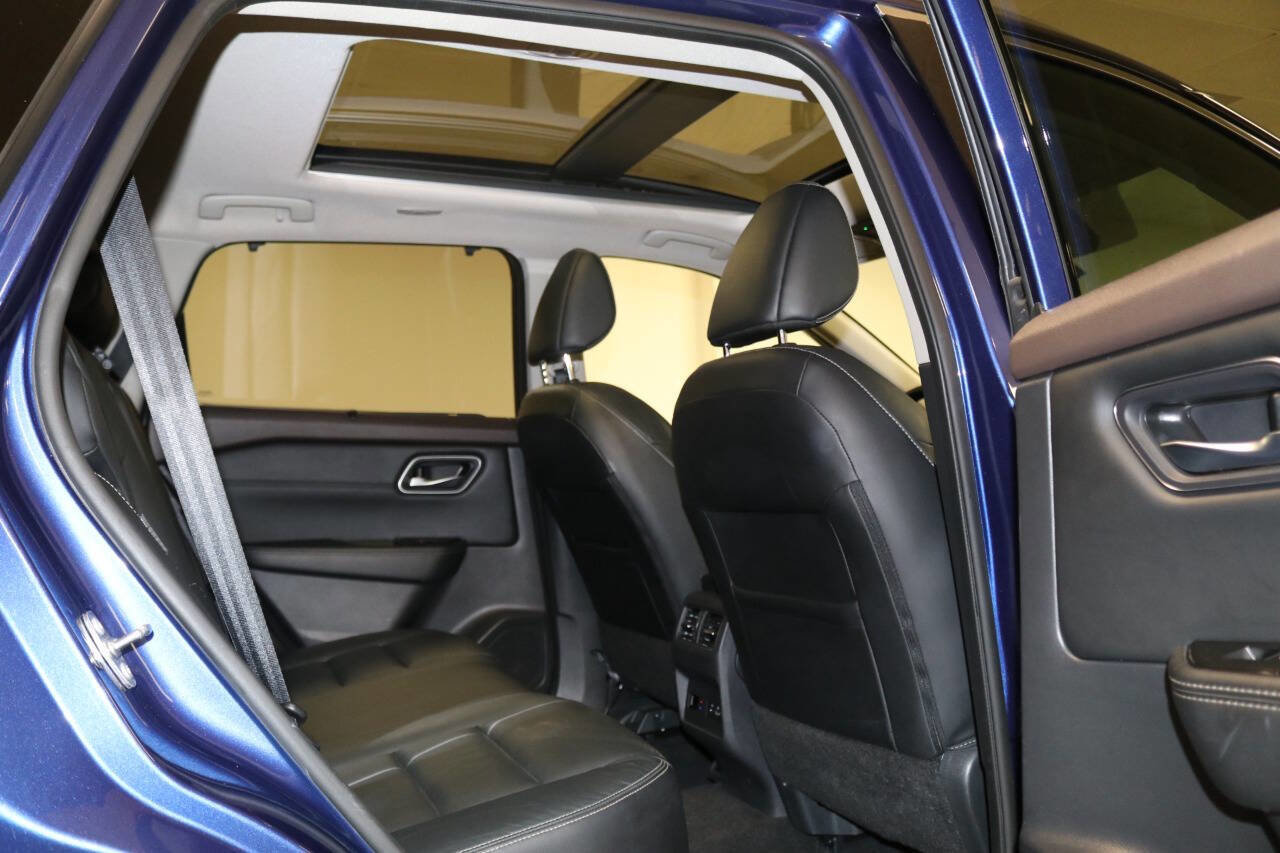 Used 2021 Nissan Rogue SL image 76