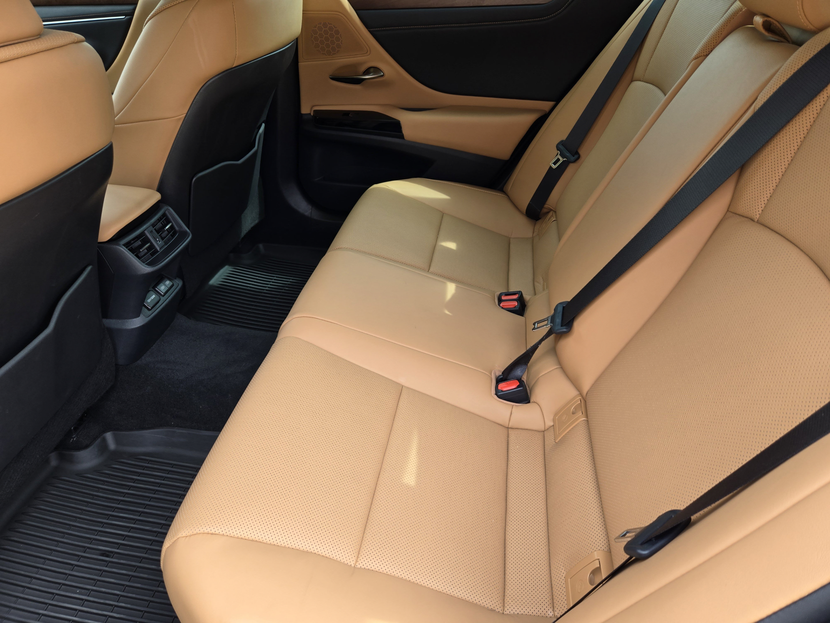 Used 2025 Lexus ES 350 w/ Premium Package FWD image 31