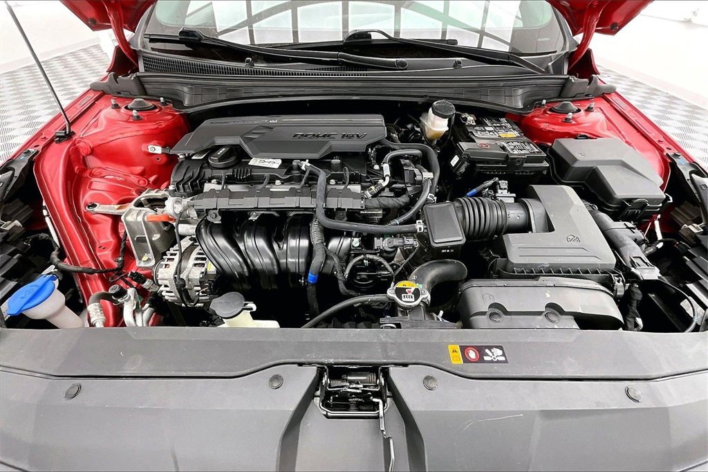 Used 2023 Hyundai Elantra SEL image 10