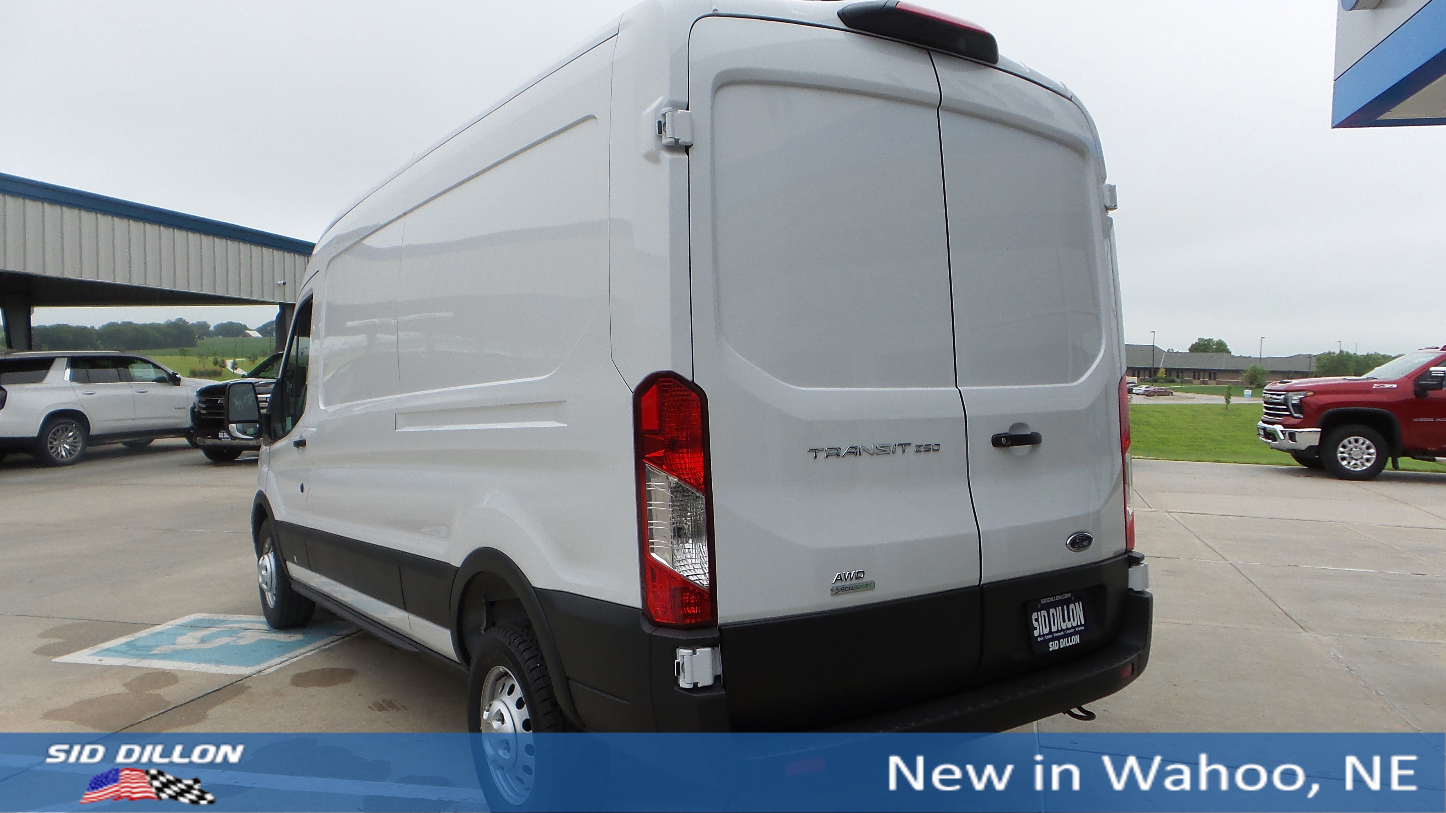 New 2025 Ford Transit 250 148 Medium Roof Extended AWD w/ Load Area Protection Package image 3