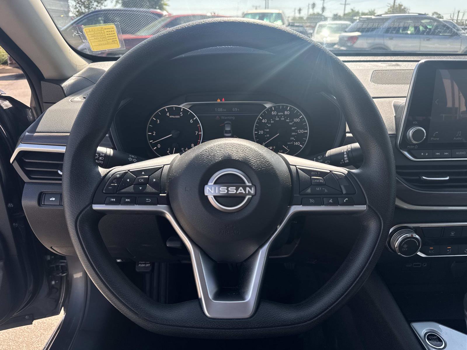 Used 2024 Nissan Altima 2.5 SV image 8