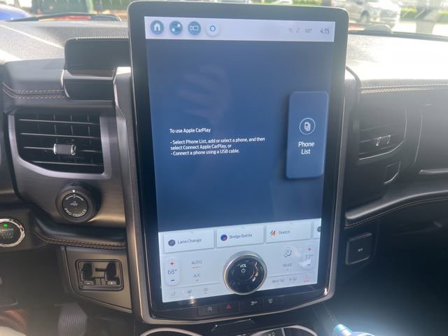 Used 2023 Ford Expedition Platinum image 5