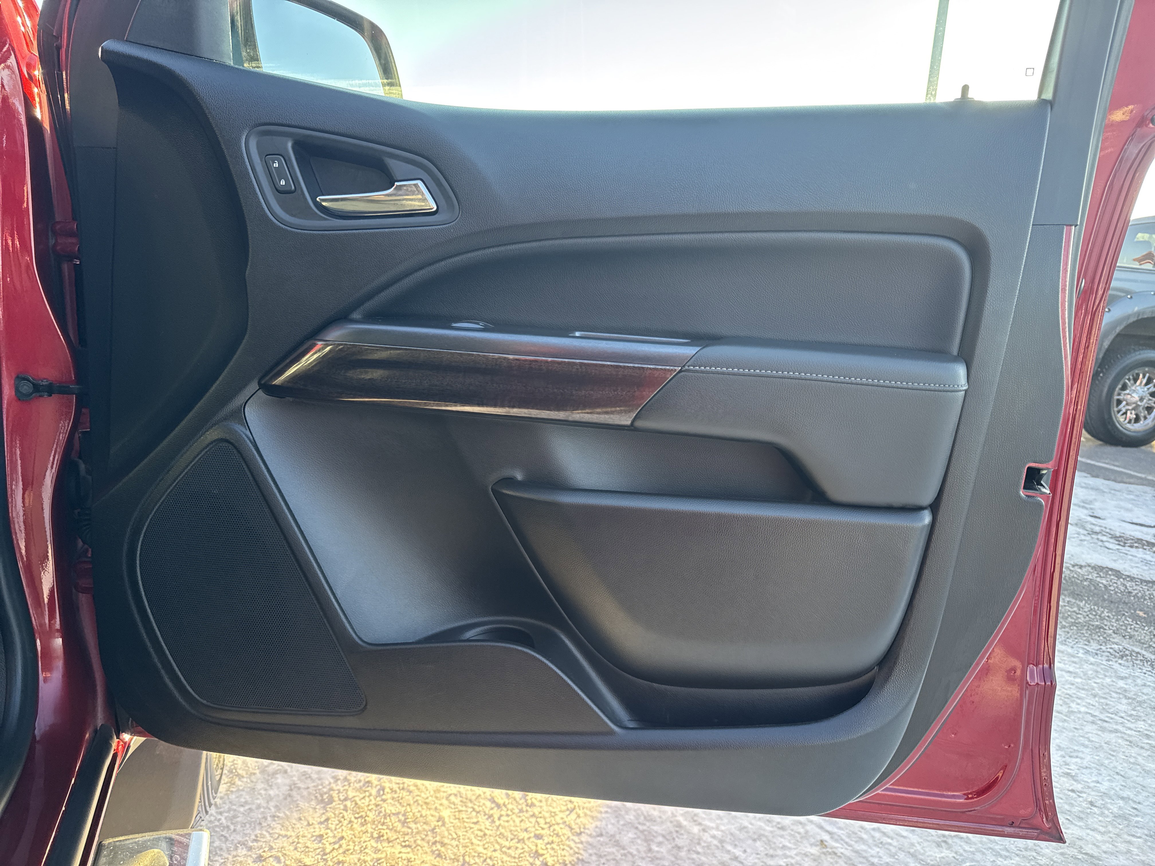 Used 2020 GMC Canyon SLT w/ Driver Alert Package image 26