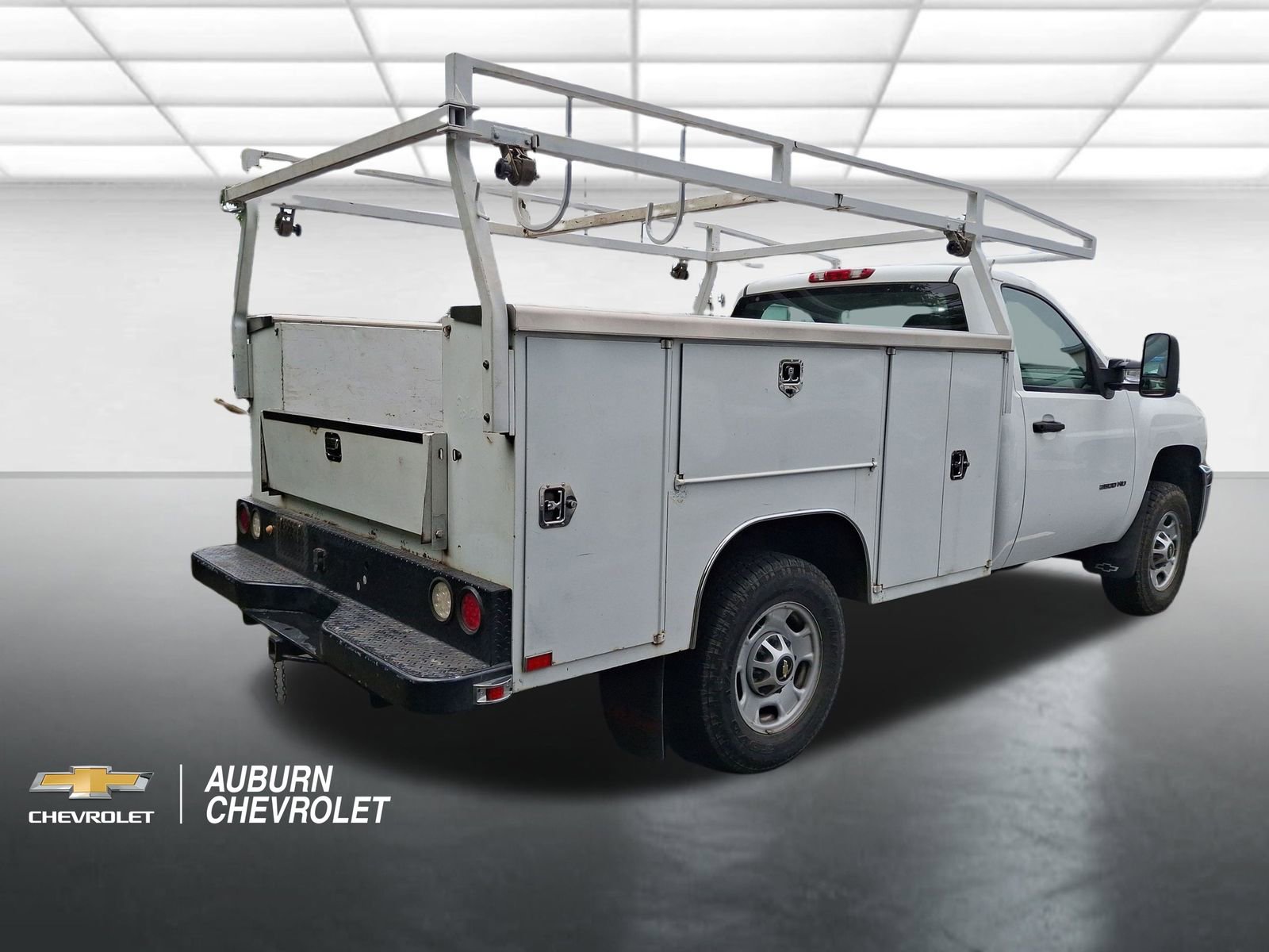 Used 2013 Chevrolet Silverado 2500 W/T RWD image 2