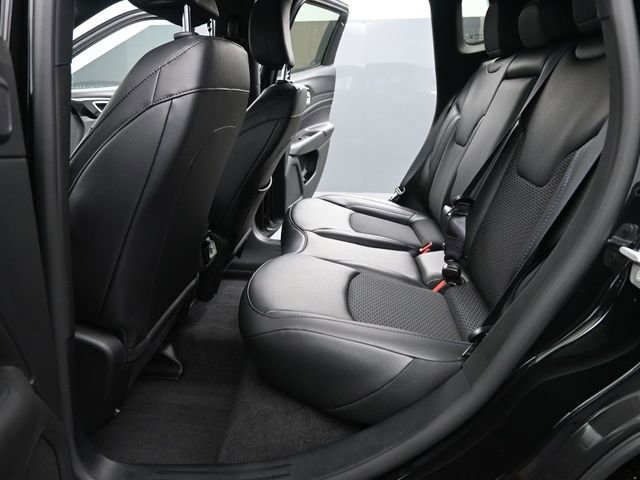 New 2026 Jeep Compass Latitude w/ Sun and Sound Group image 13