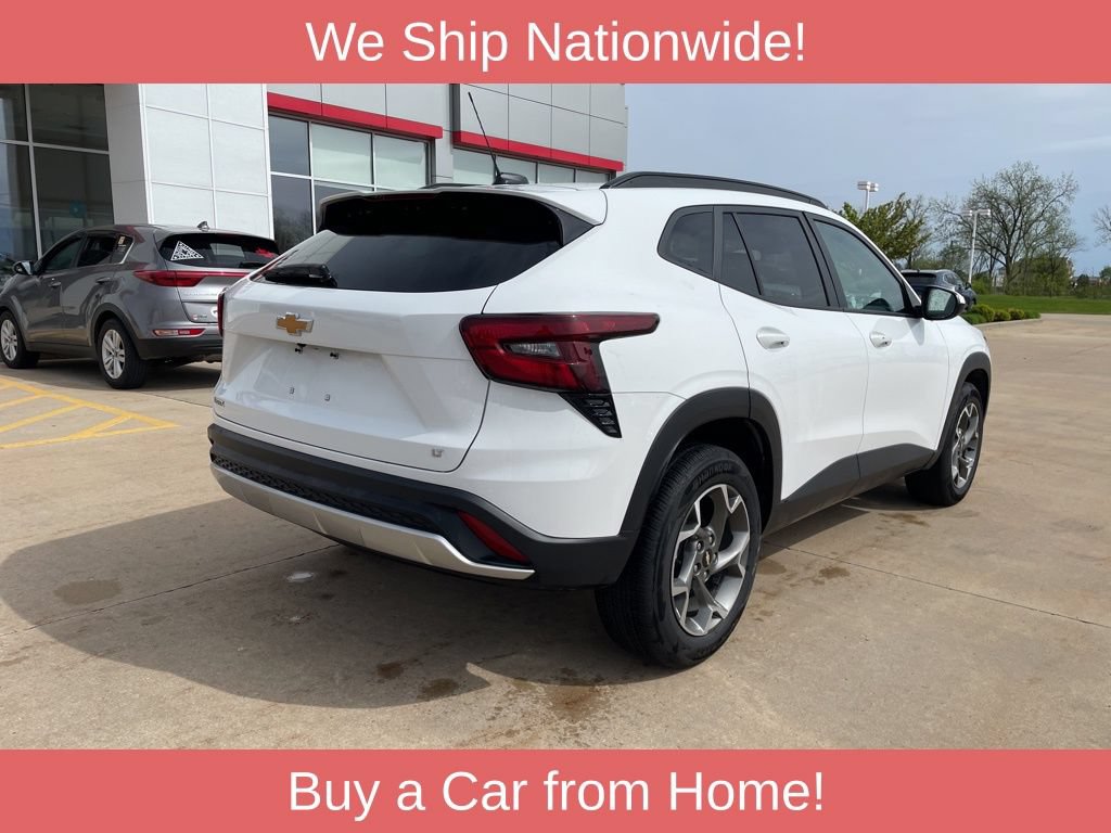 Used 2025 Chevrolet Trax LT w/ LT Convenience Package FWD image 5