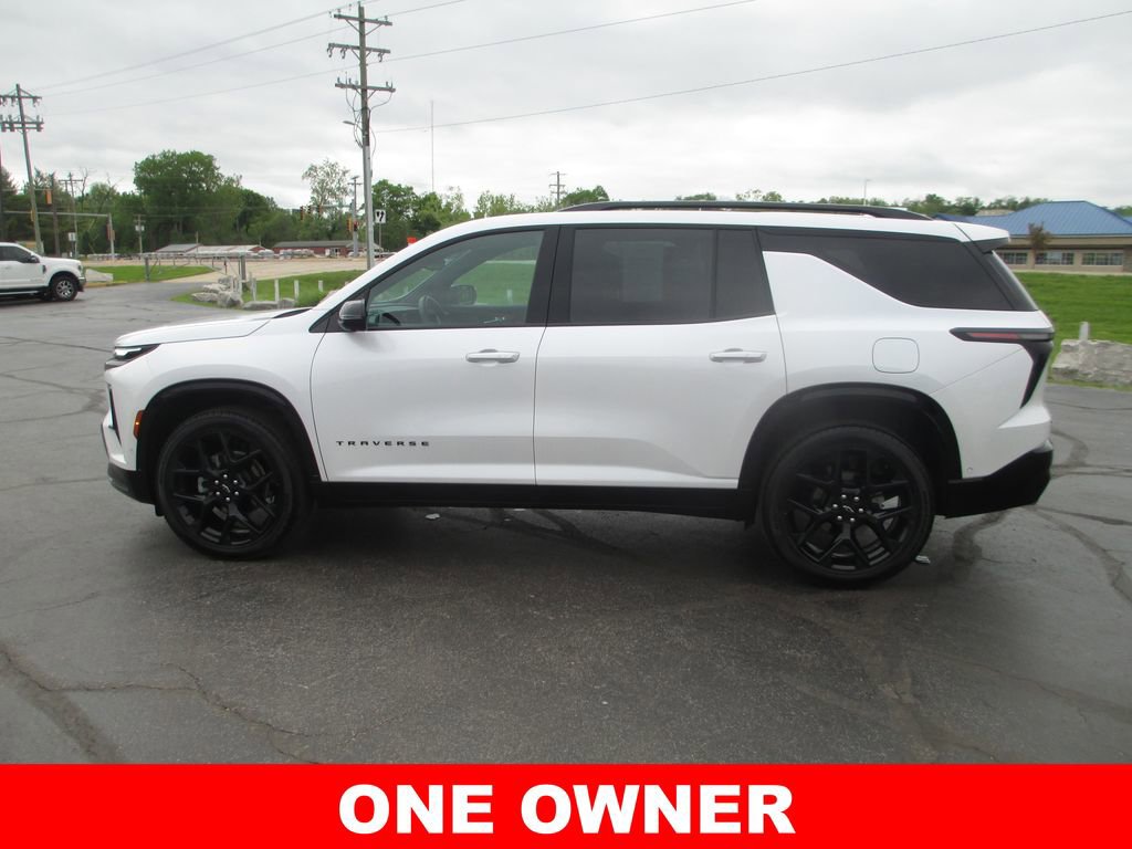 Used 2024 Chevrolet Traverse RS AWD/4WD image 10