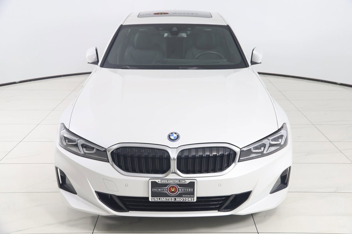 Used 2023 BMW 330e xDrive w/ Premium Package image 60