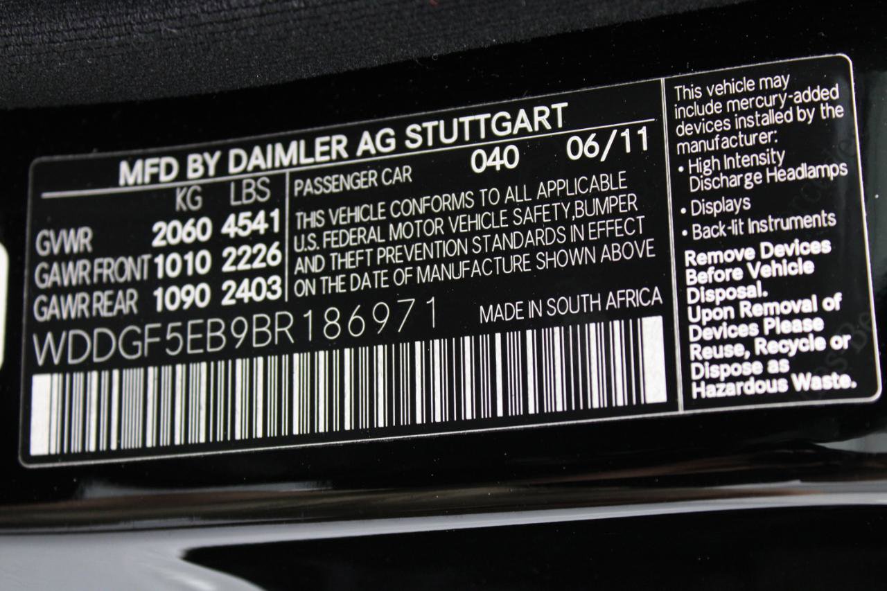 Used 2011 Mercedes-Benz C 300 Sedan image 91