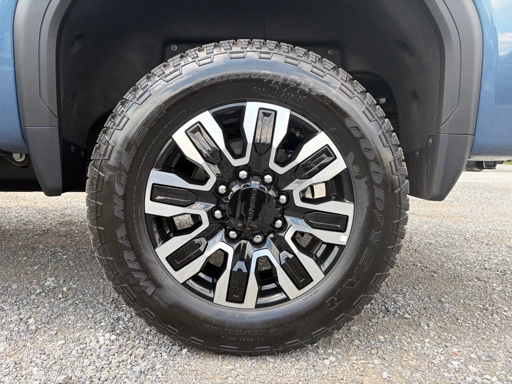 Used 2026 GMC Sierra 3500 Denali Ultimate AWD/4WD image 16