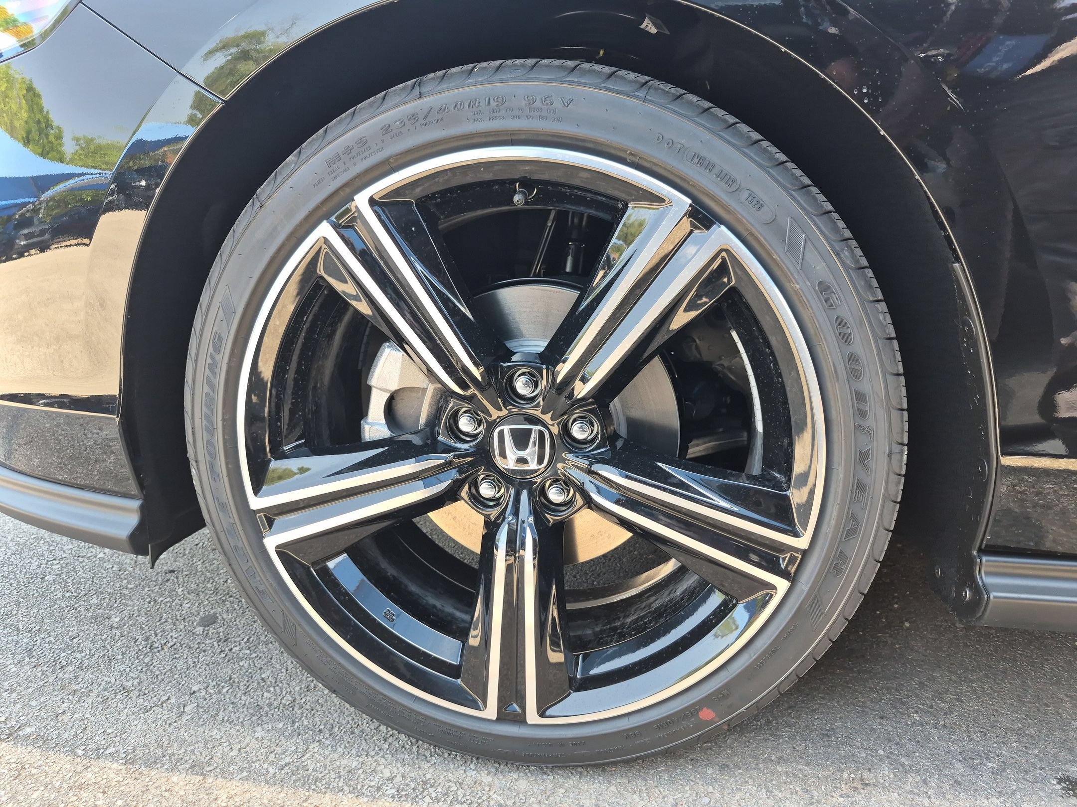 New 2026 Honda Accord SE image 25