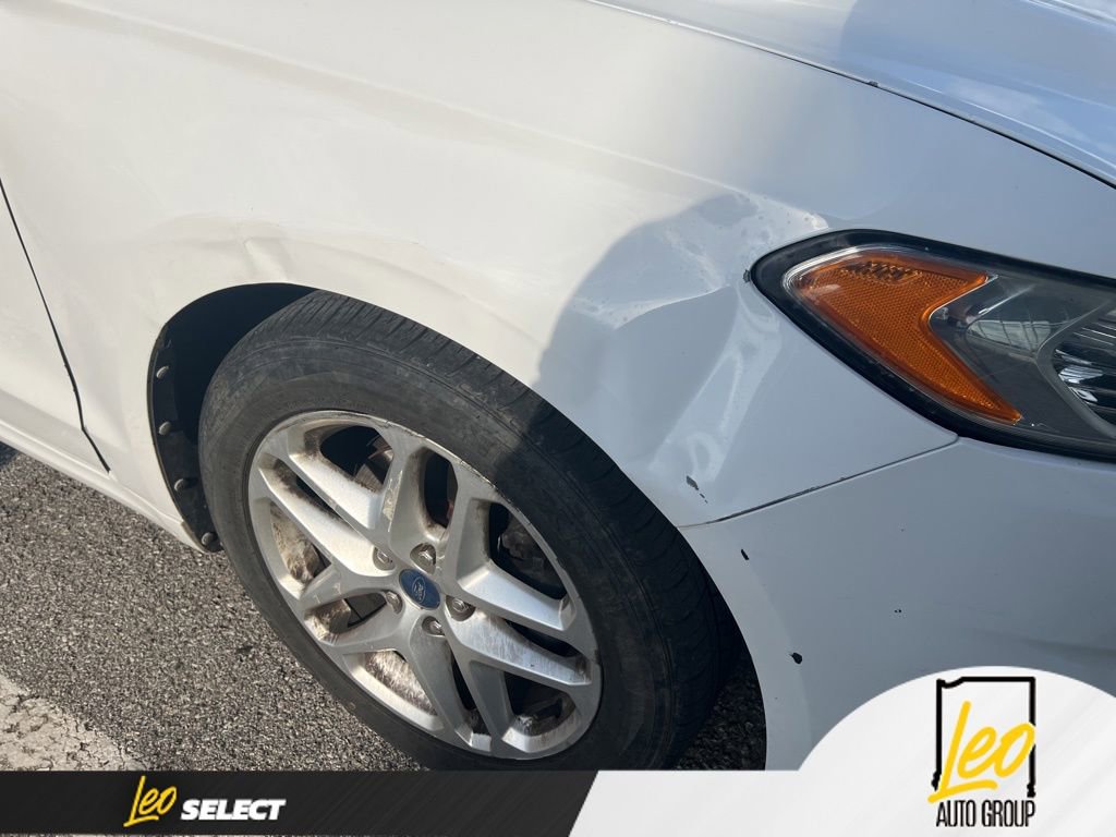 Used 2013 Ford Fusion SE FWD image 11