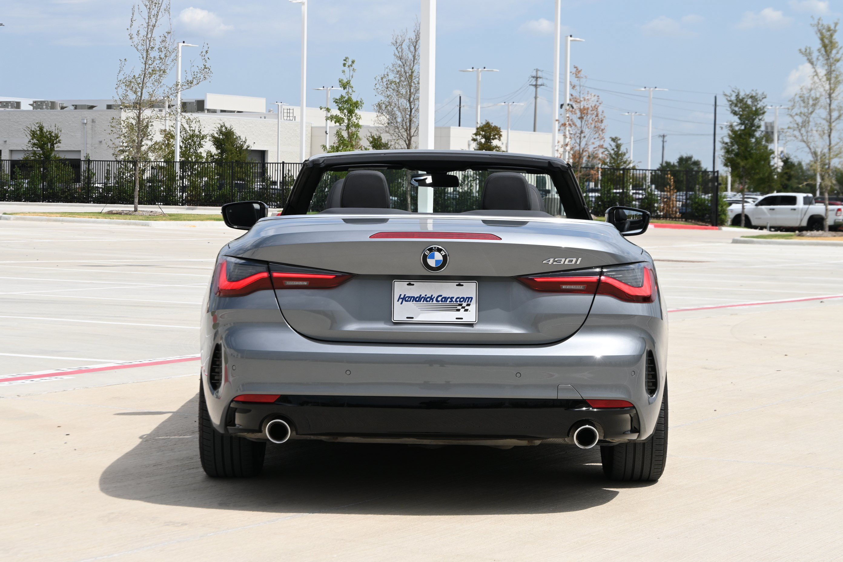 Certified 2025 BMW 430i Convertible w/ Premium Package RWD image 8