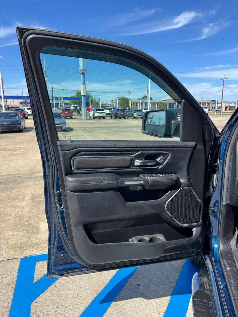 Used 2023 RAM 1500 Laramie AWD/4WD image 8