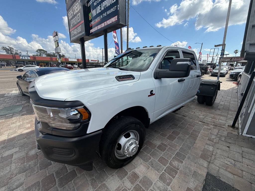 Used 2023 RAM 3500 Tradesman RWD image 20