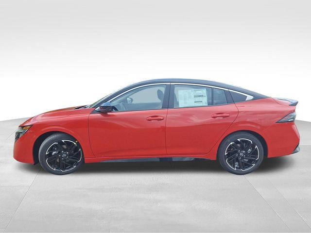 New 2026 Nissan Sentra SR w/ SR Premium Package FWD image 4