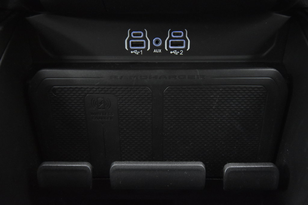 Used 2025 RAM 1500 Laramie AWD/4WD image 30