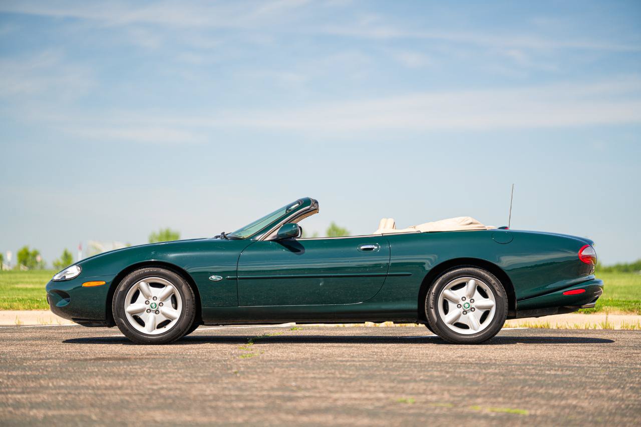 Used 1998 Jaguar XK8 Convertible RWD image 2