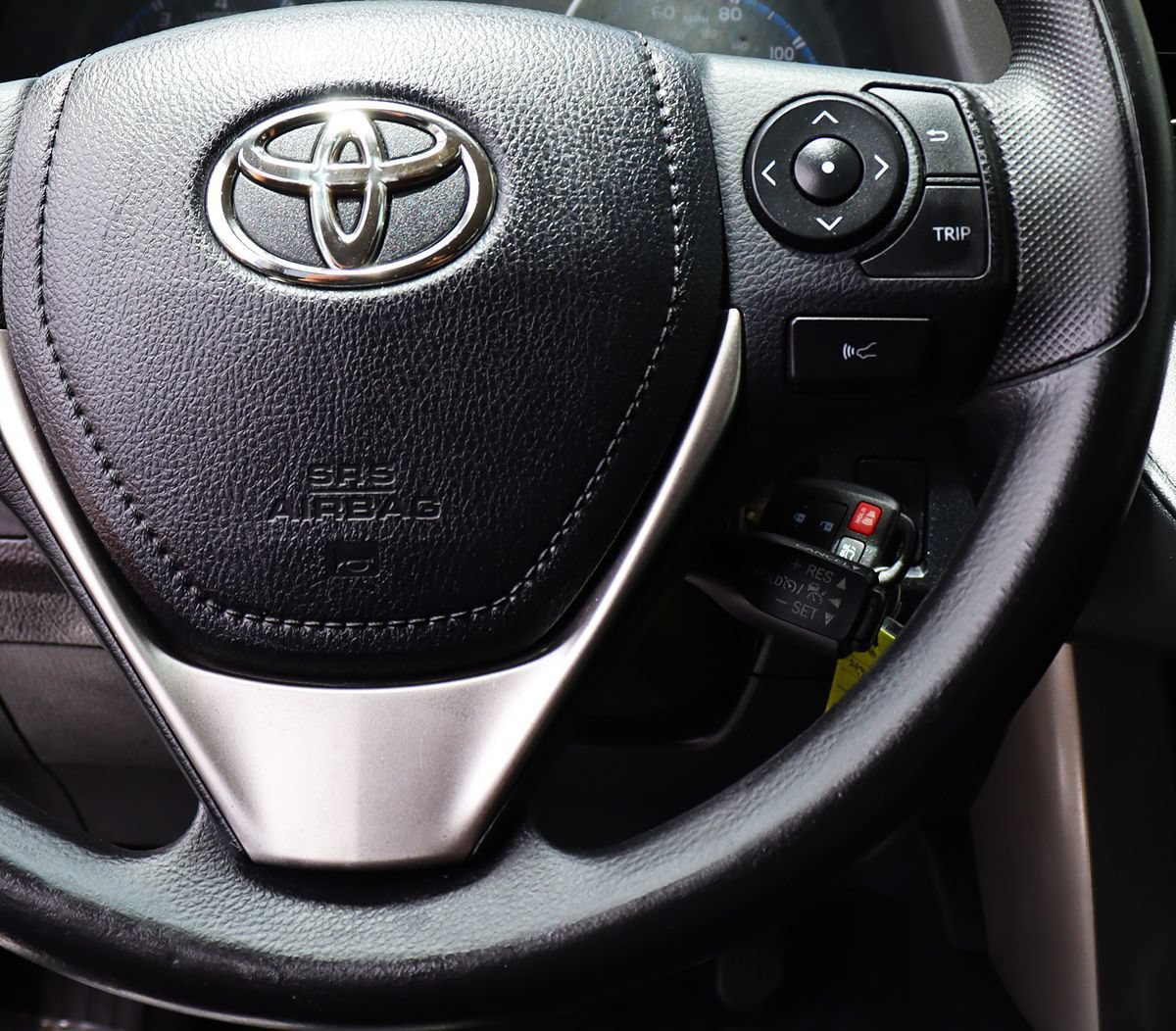 Used 2018 Toyota RAV4 LE w/ All Weather Liner Package FWD image 51