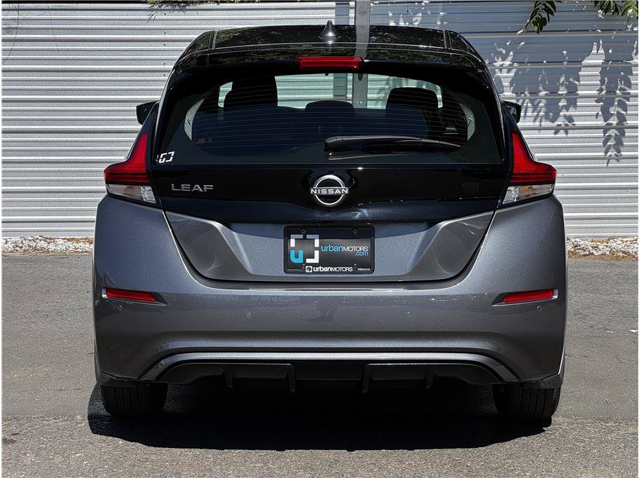 Used 2025 Nissan Leaf S FWD image 11