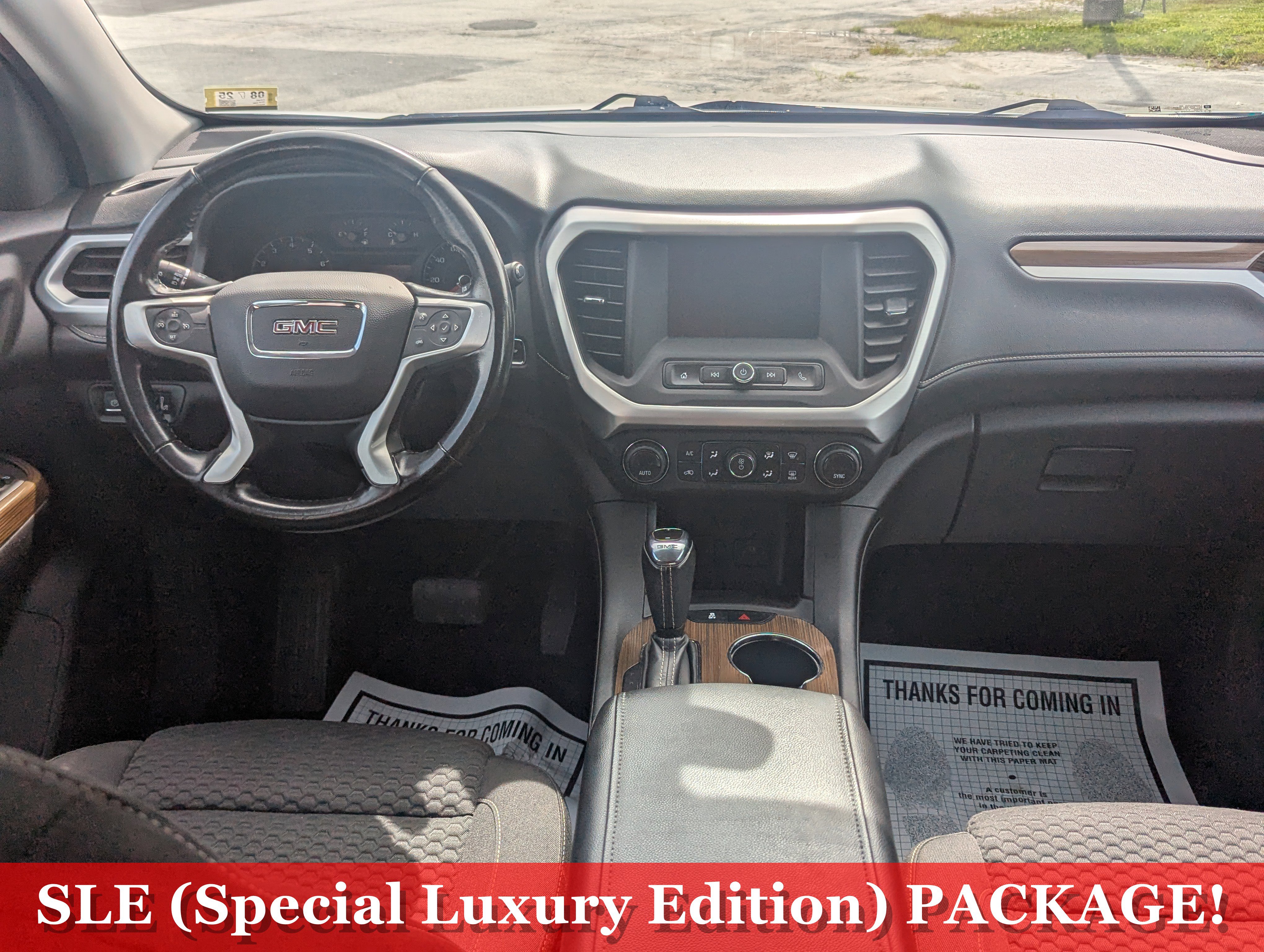 Used 2019 GMC Acadia SLE image 18