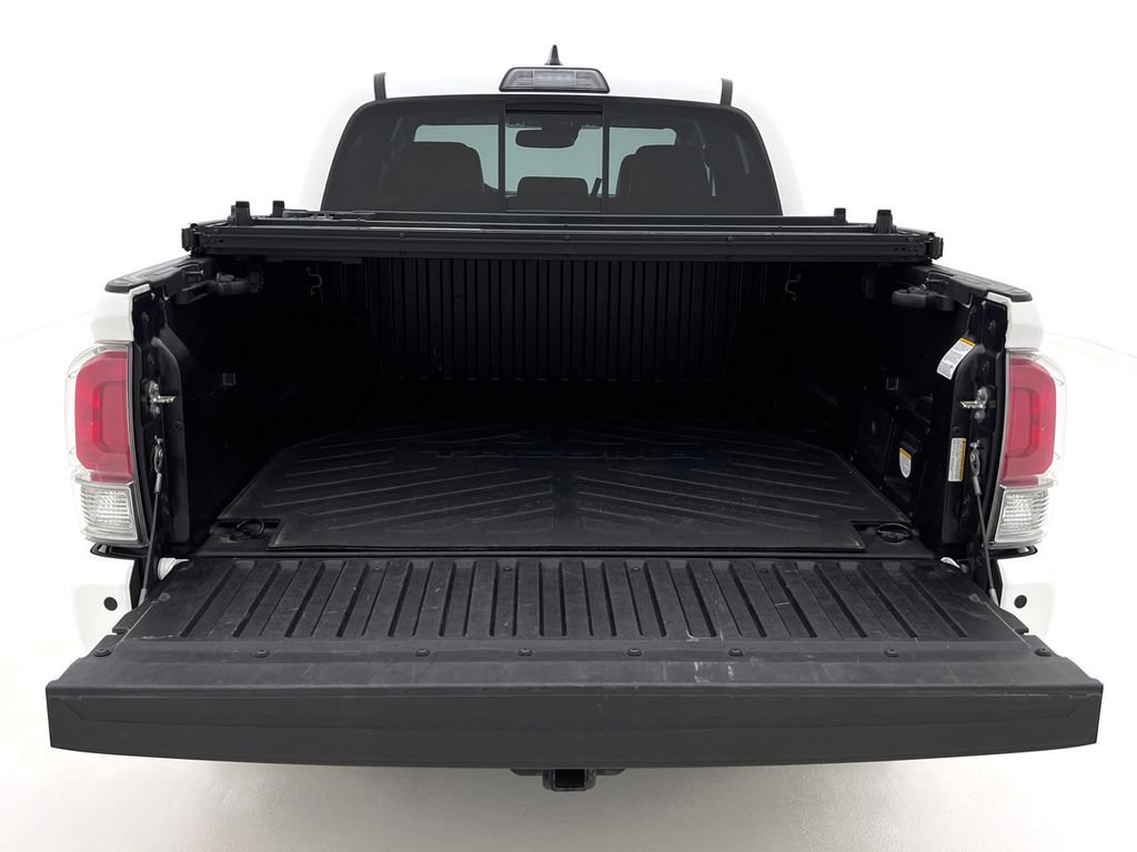 Used 2019 Toyota Tacoma Limited AWD/4WD image 25