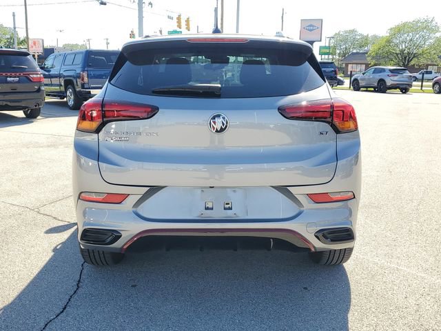 Used 2023 Buick Encore GX Select w/ Sport Touring Package FWD image 5