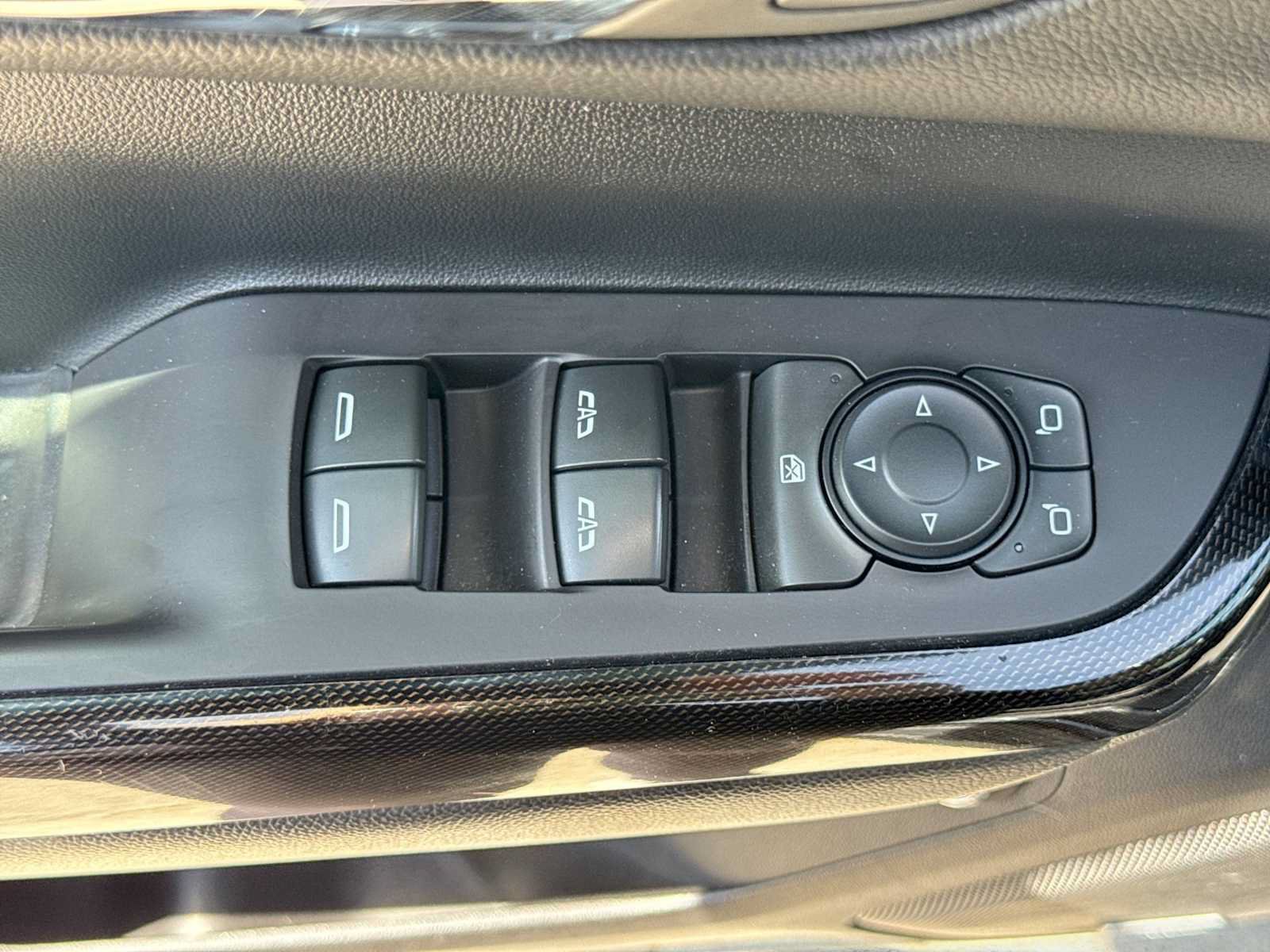 Used 2020 GMC Acadia AT4 w/ Trailering Package AWD/4WD image 16
