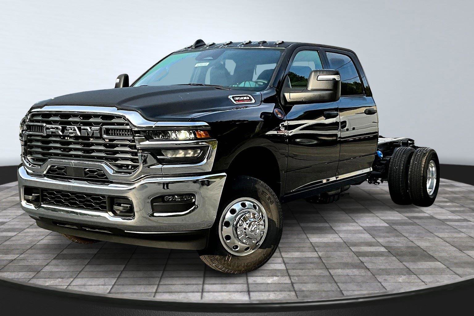 New 2026 RAM 3500 Tradesman image 2
