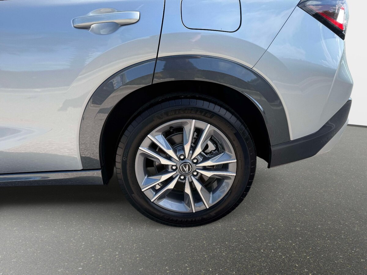 Used 2025 Acura ADX FWD image 10