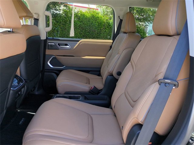 New 2026 INFINITI QX80 Luxe image 14
