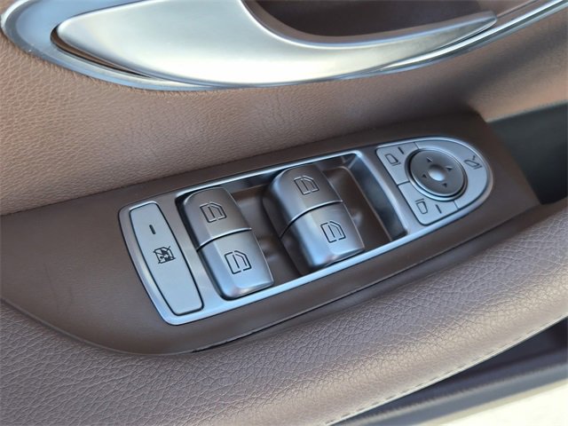 Used 2018 Mercedes-Benz E 300 image 23