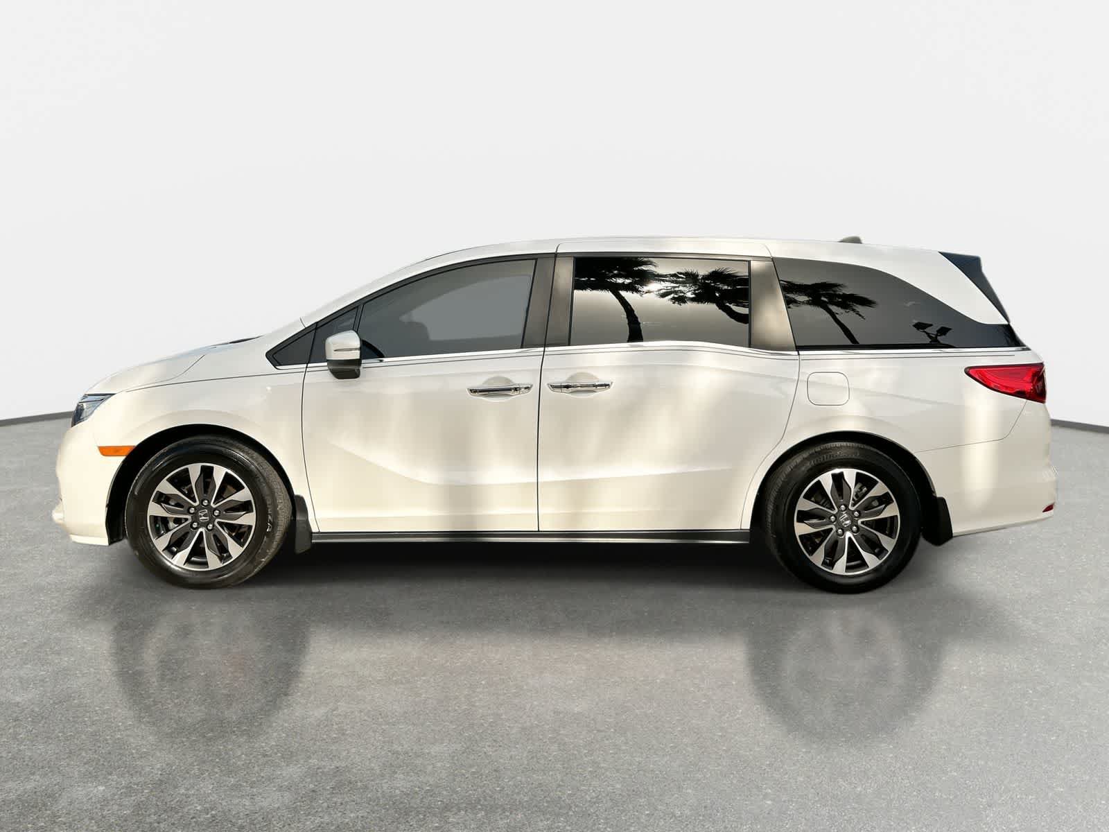 Used 2024 Honda Odyssey EX-L image 4