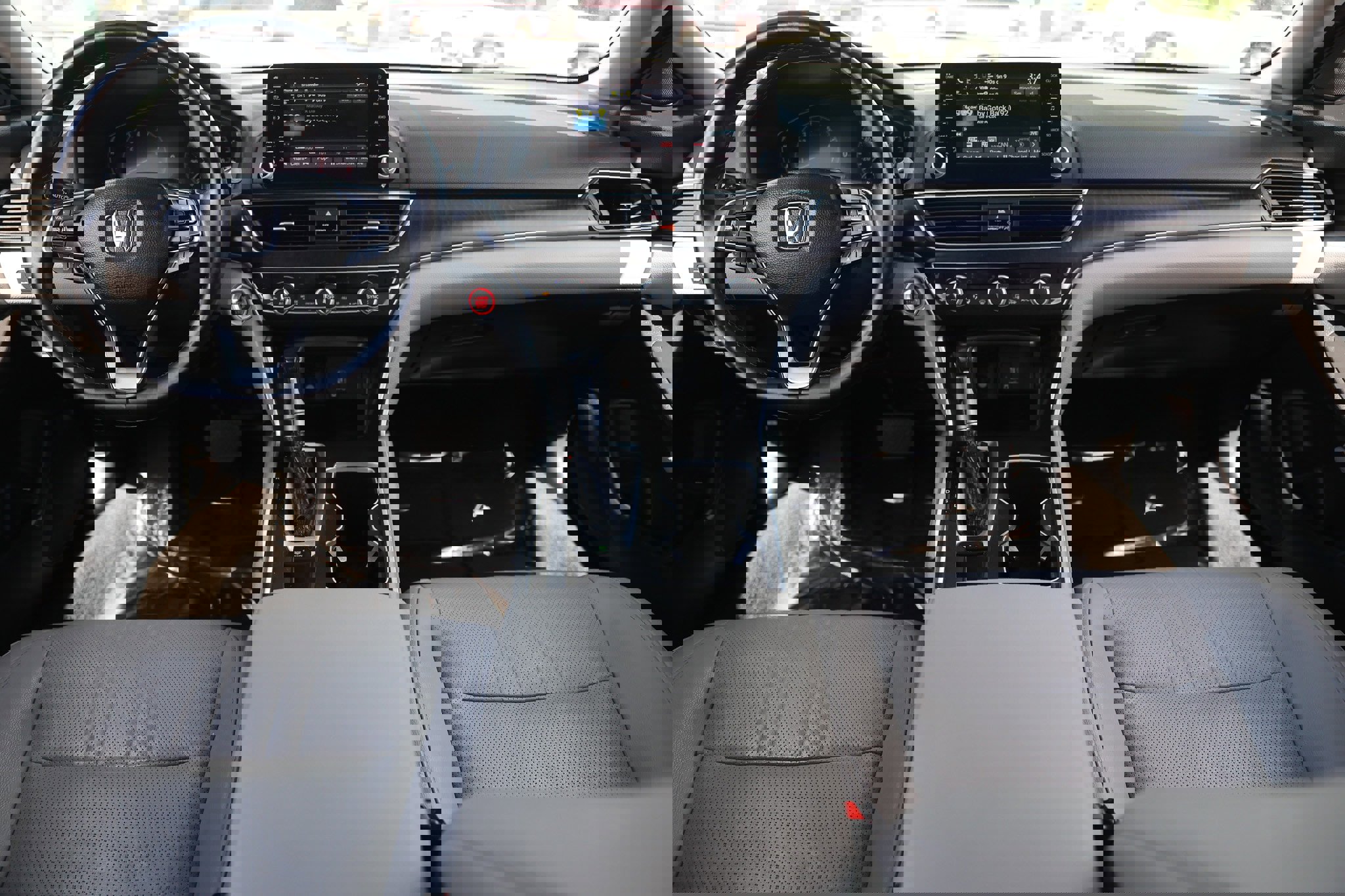 Used 2018 Honda Accord EX-L image 26