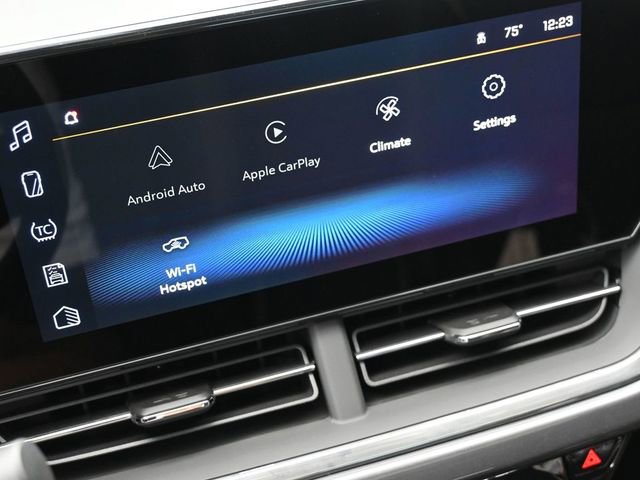 New 2026 Chevrolet Trax ACTIV w/ Sunroof Package image 31