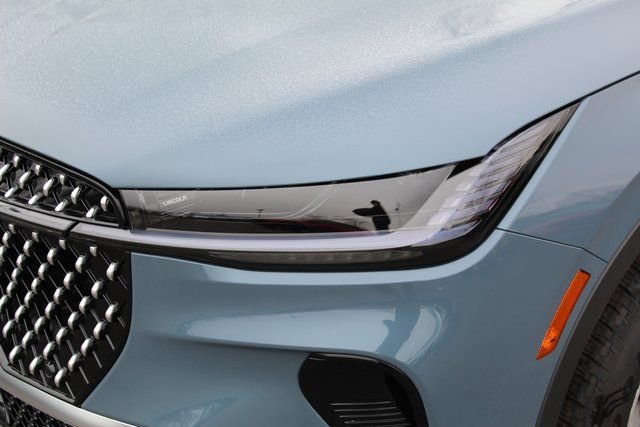 New 2026 Lincoln Nautilus Premier image 9