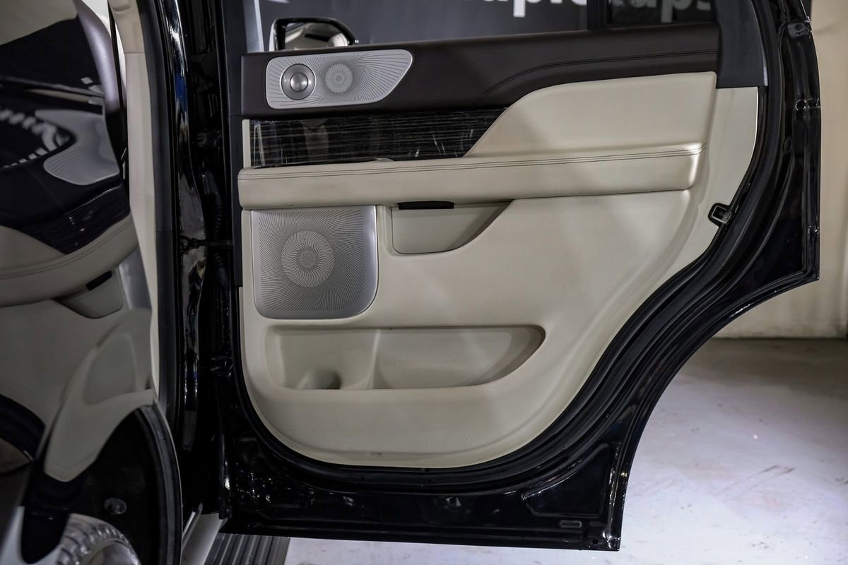 Used 2022 Lincoln Navigator Black Label image 38