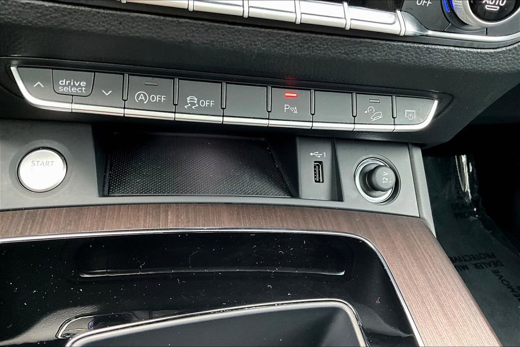 Used 2025 Audi Q5 2.0T Premium Plus w/ Premium Plus Package image 16