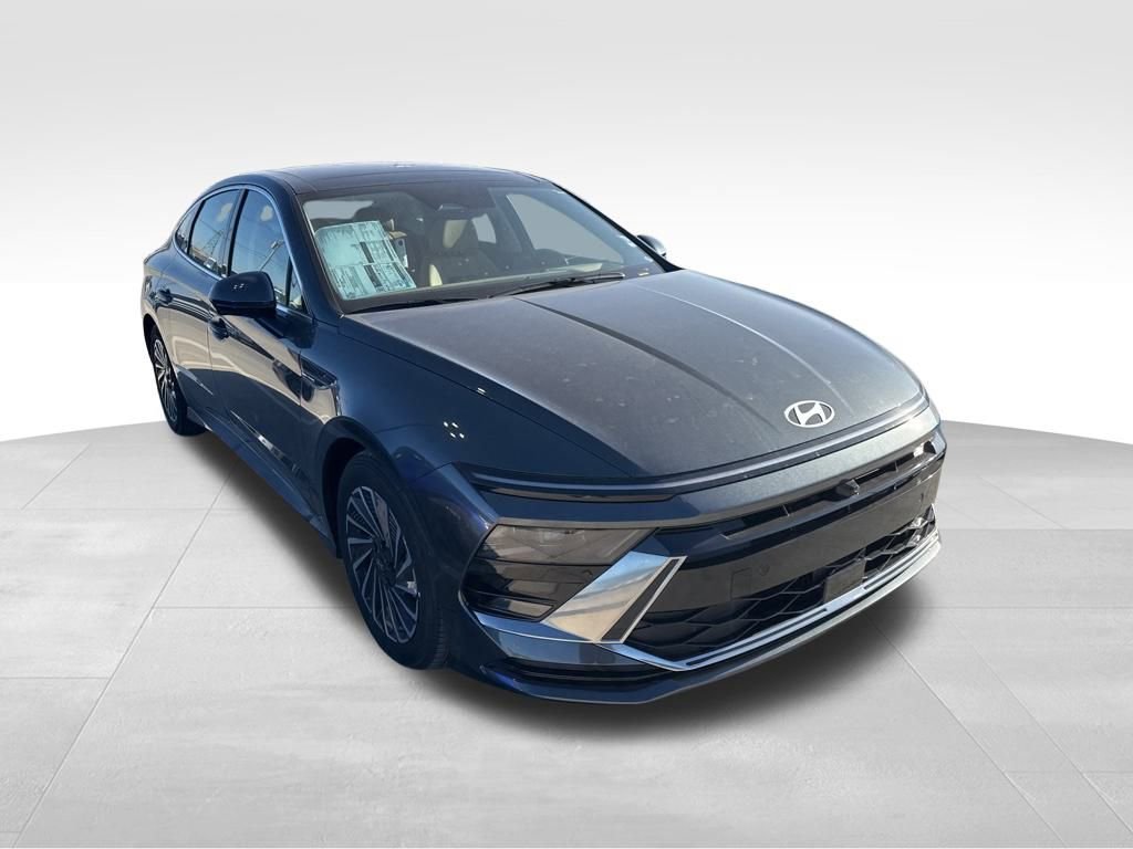 New 2026 Hyundai Sonata Limited image 2