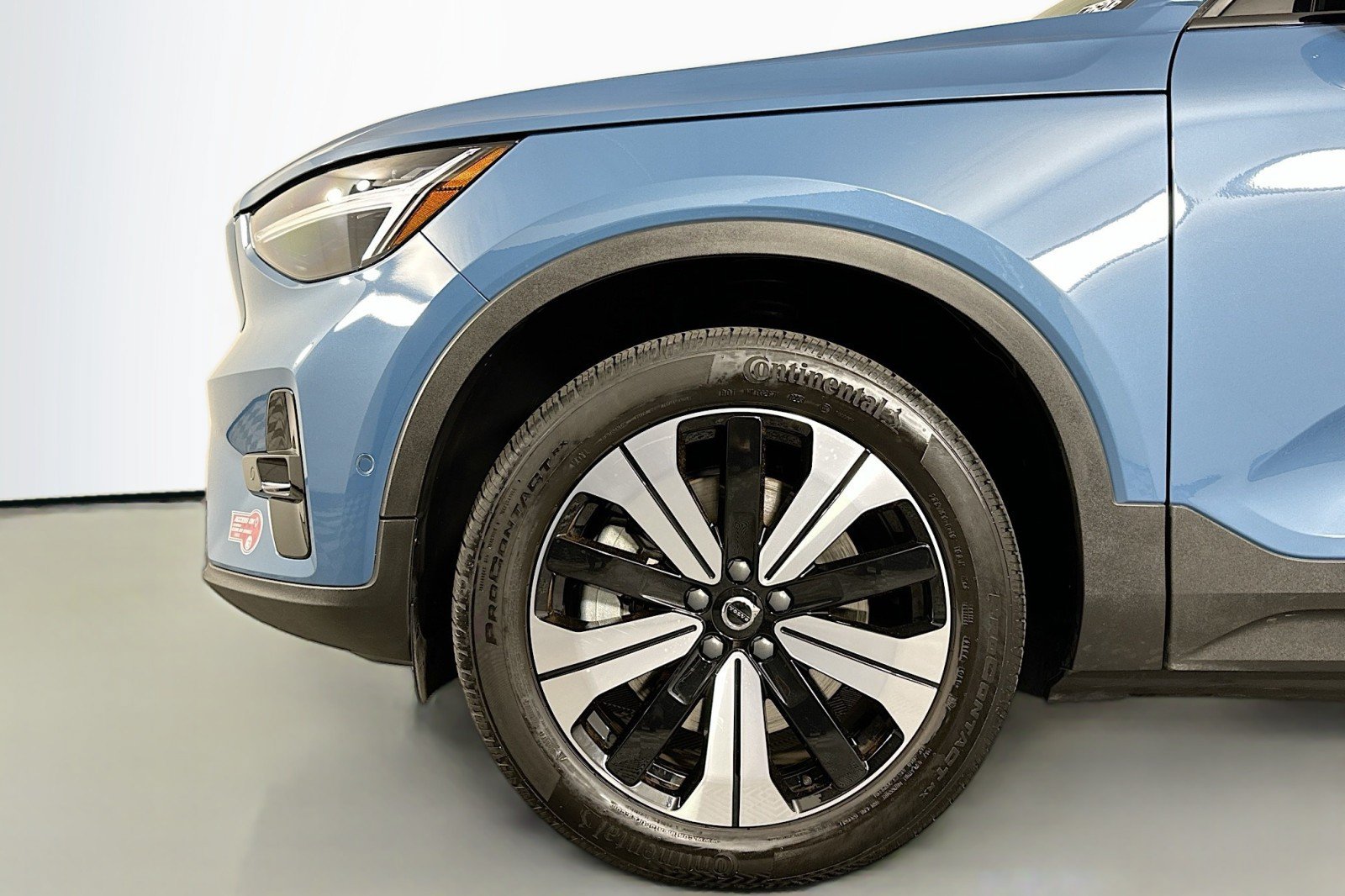 Used 2023 Volvo C40 P8 Recharge Plus w/ Protection Package Premier AWD/4WD image 12
