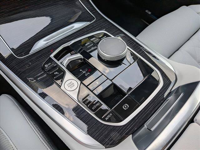 Used 2026 BMW X5 sDrive40i w/ M Sport Package RWD image 15