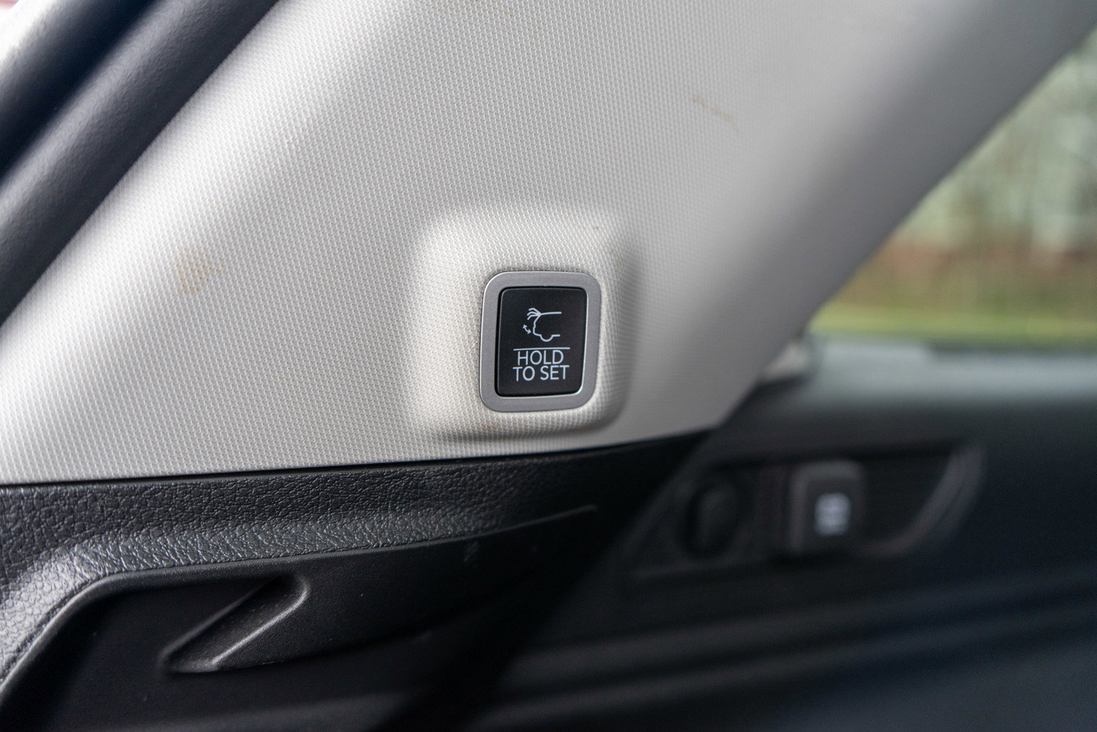 Used 2022 Jeep Grand Cherokee Limited 4xe w/ Luxury Tech Group II AWD/4WD image 10