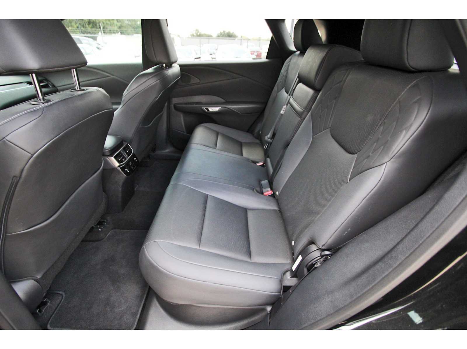 Used 2025 Lexus RX 350 Premium w/ Convenience Package FWD image 12