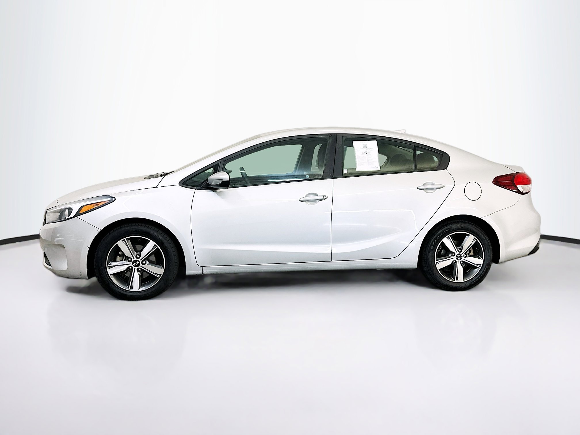 Used 2018 Kia Forte LX w/ LX Popular Package image 4