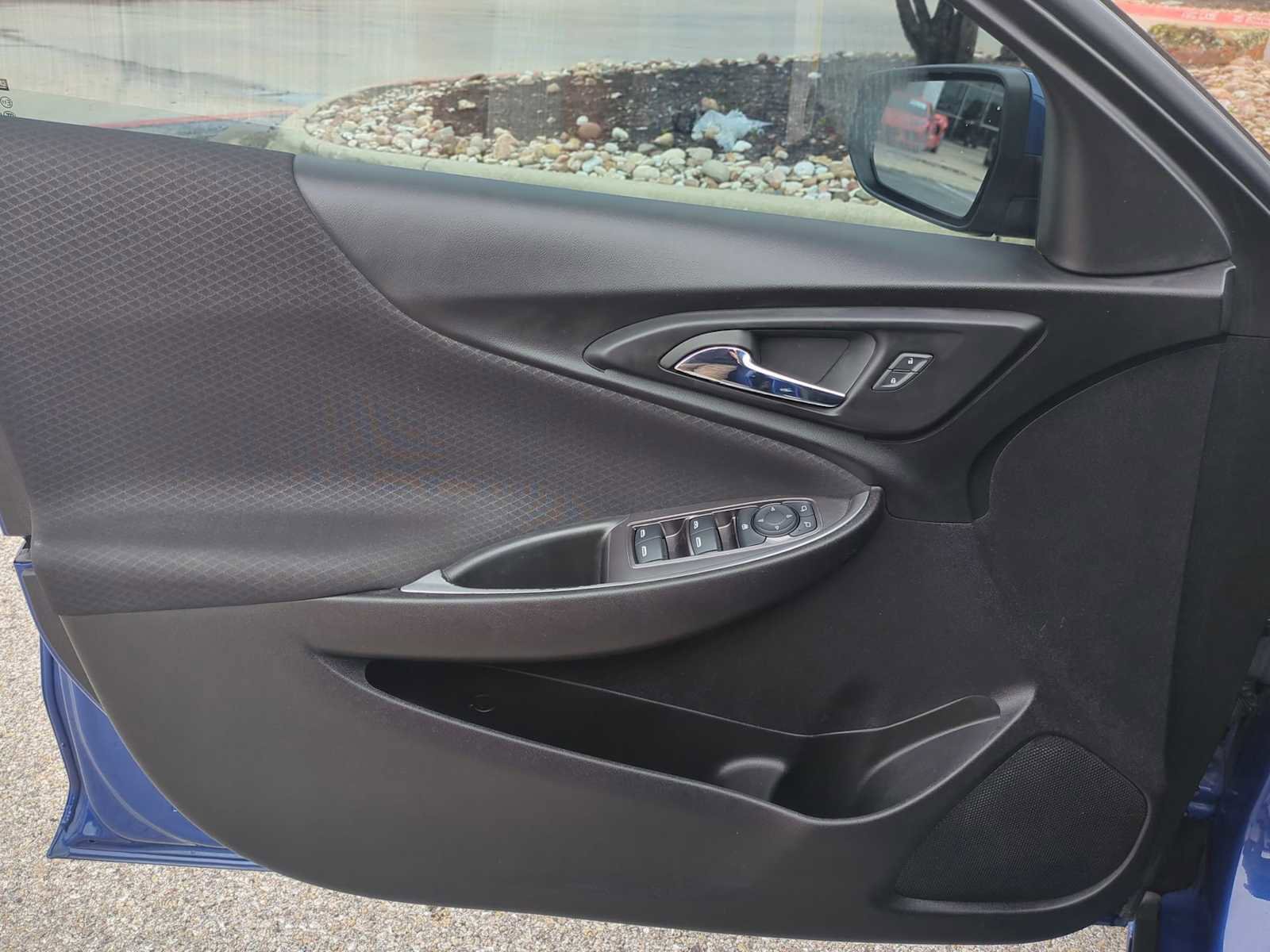 Used 2023 Chevrolet Malibu LT FWD image 23