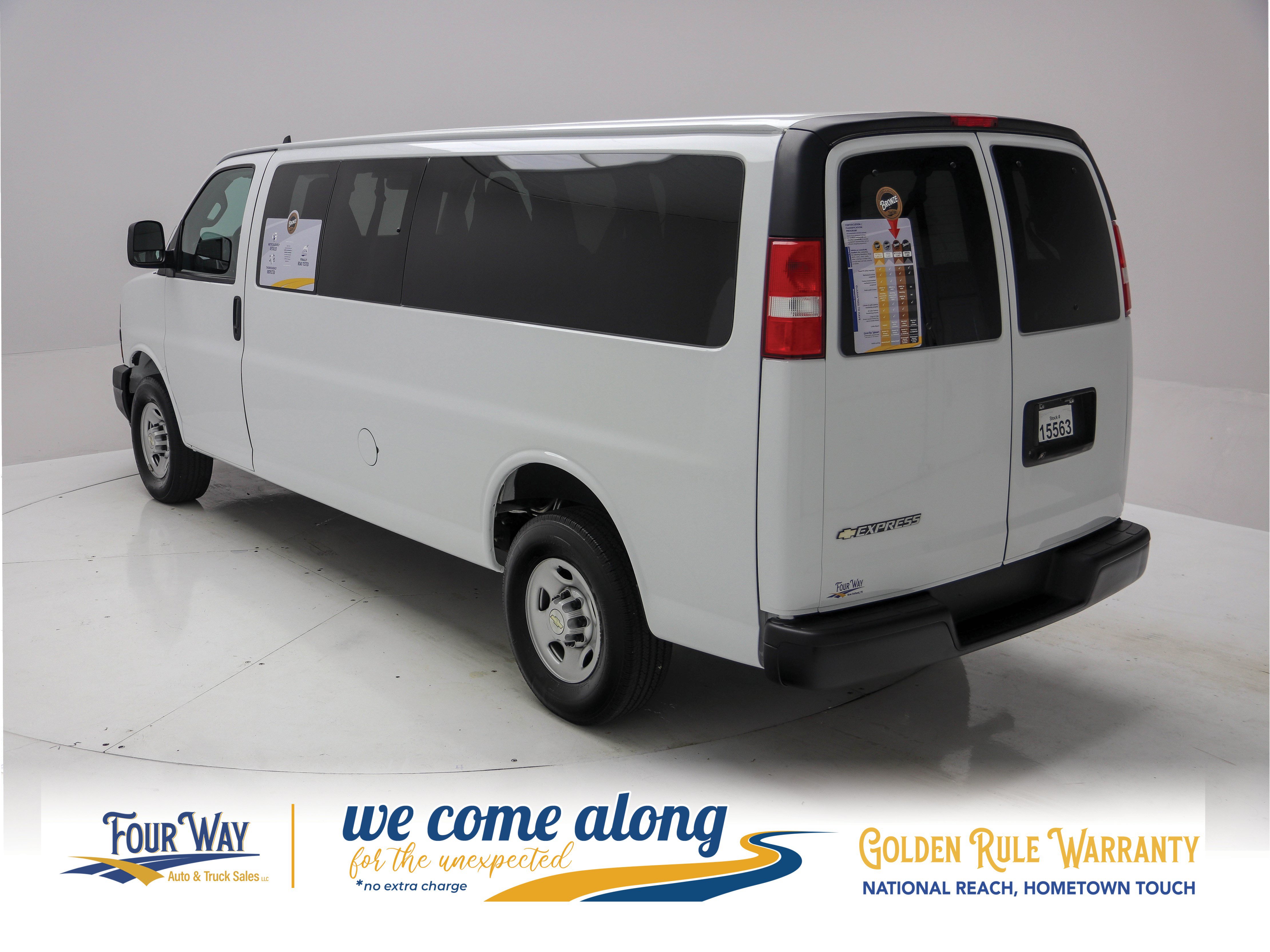 Used 2023 Chevrolet Express 3500 LS RWD image 6