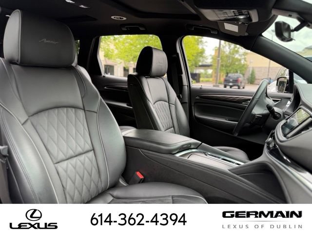Used 2024 Buick Enclave Avenir w/ Avenir Technology Package AWD/4WD image 19