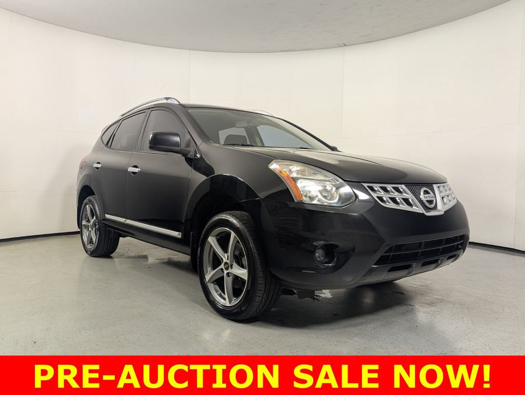Used 2014 Nissan Rogue S w/ Convenience Package image 1