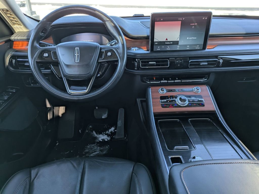 Used 2024 Lincoln Aviator Reserve AWD/4WD image 18