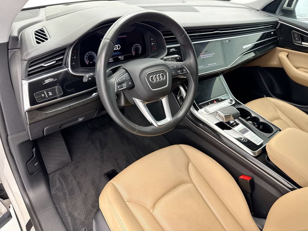 Used 2023 Audi Q8 Prestige w/ Prestige Package AWD/4WD image 9